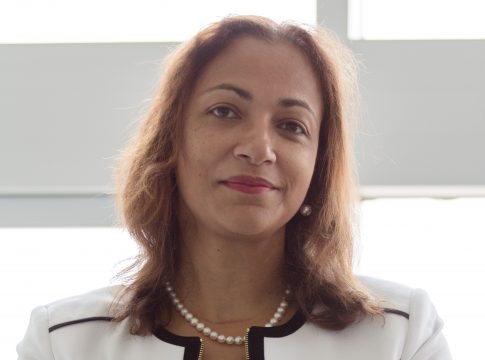 A LIDERANÇA FEMININA COM AUTENTICIDADE EM ANGOLA